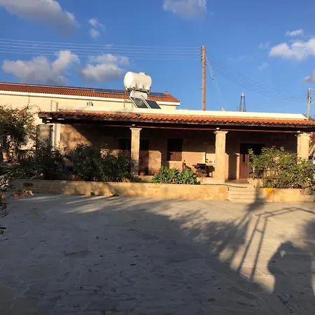 Zivlas Stone House *