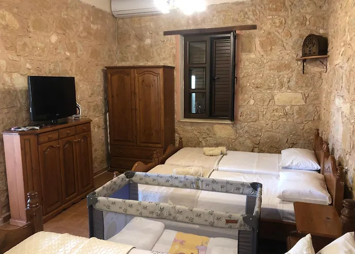 Zivlas Stone House * Trimitusa