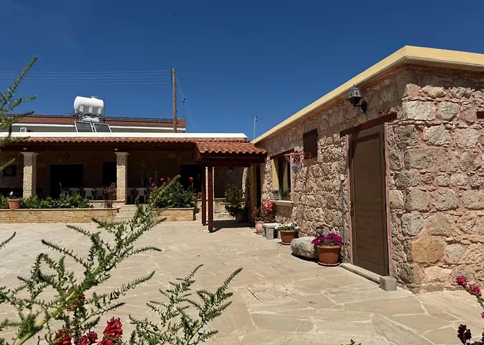 빌라 Zivlas Stone House Trimitusa