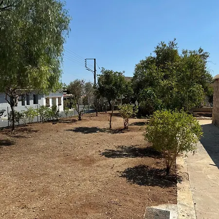 Zivlas Stone House *