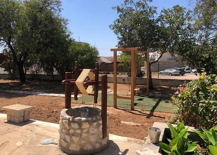 Zivlas Stone House *