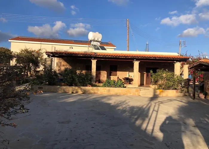 Zivlas Stone House *